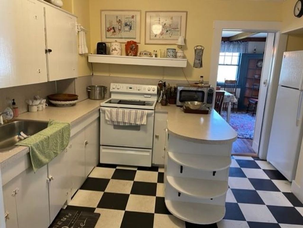 Photo of 32 Birch Bluff Road, Newbury, NH 03255 (MLS # 5057703)