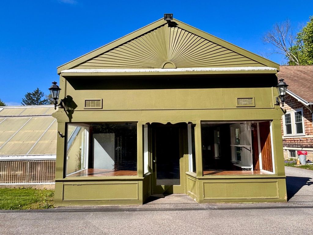 Photo of 1000 Woodbury Avenue, Portsmouth, NH 03801 (MLS # 5088306)