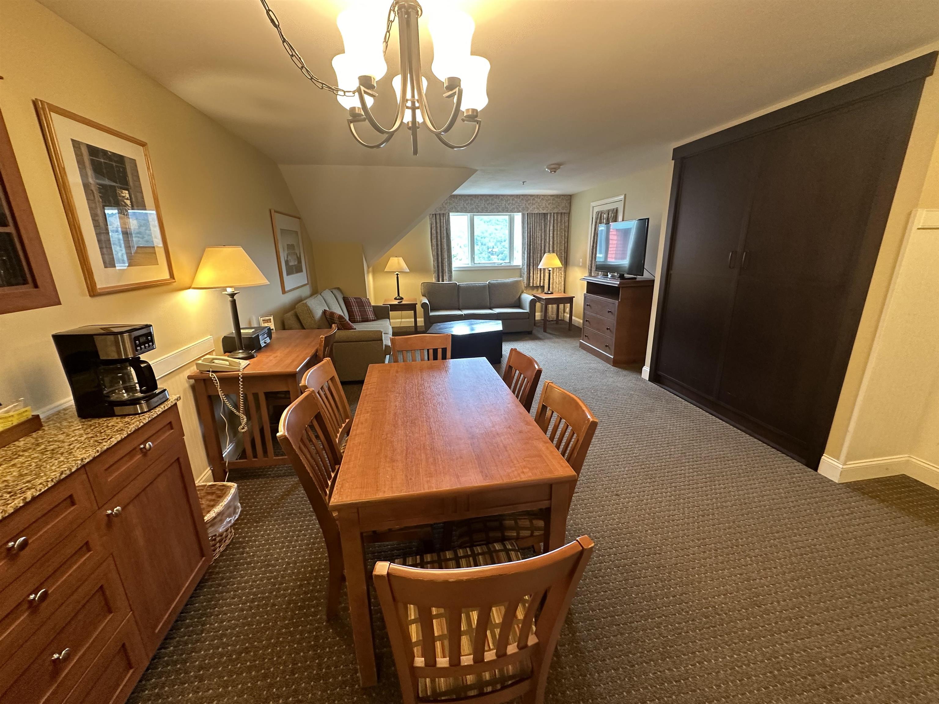 356, Qtr 2 89 Grand Summit Way