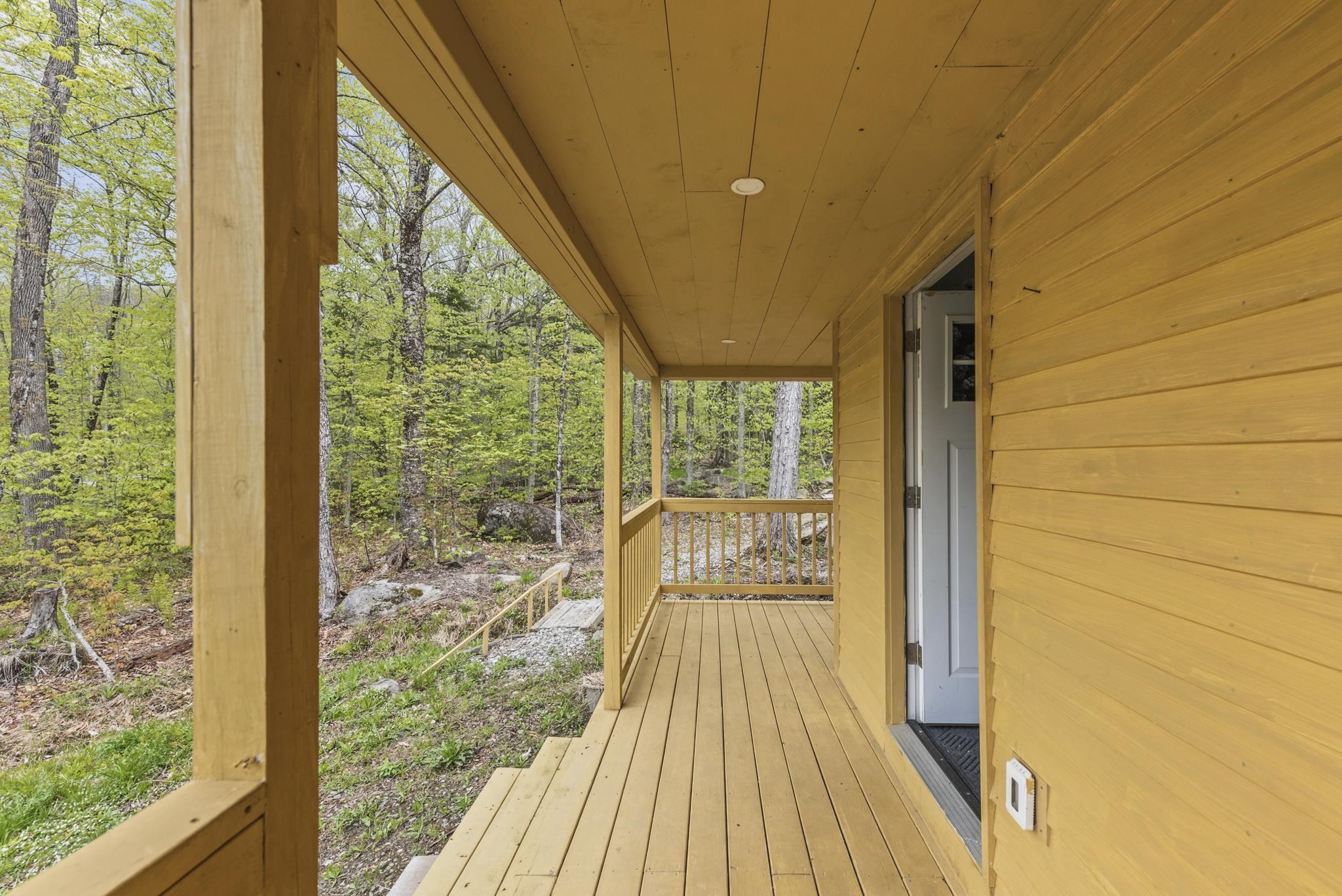 Rumney, New Hampshire 03266, United States, 3 Bedrooms Bedrooms, ,2 BathroomsBathrooms,Residential,Pending,116888