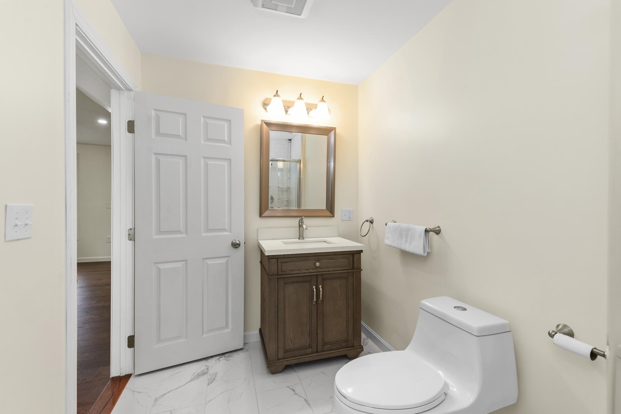 Rumney, New Hampshire 03266, United States, 3 Bedrooms Bedrooms, ,2 BathroomsBathrooms,Residential,Pending,116888