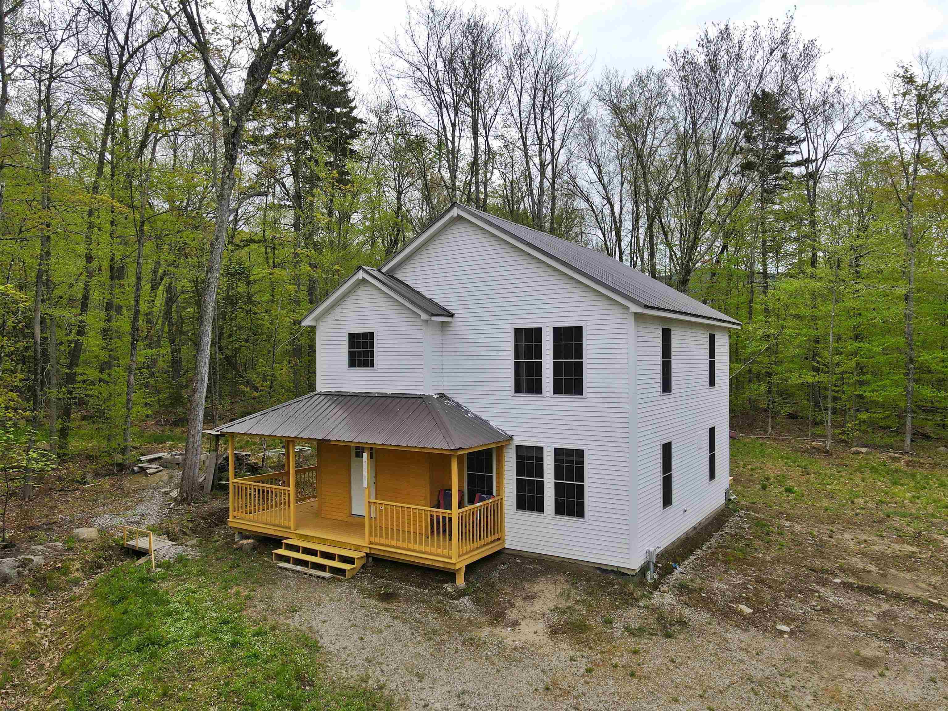 Rumney, New Hampshire 03266, United States, 3 Bedrooms Bedrooms, ,2 BathroomsBathrooms,Residential,Pending,116888
