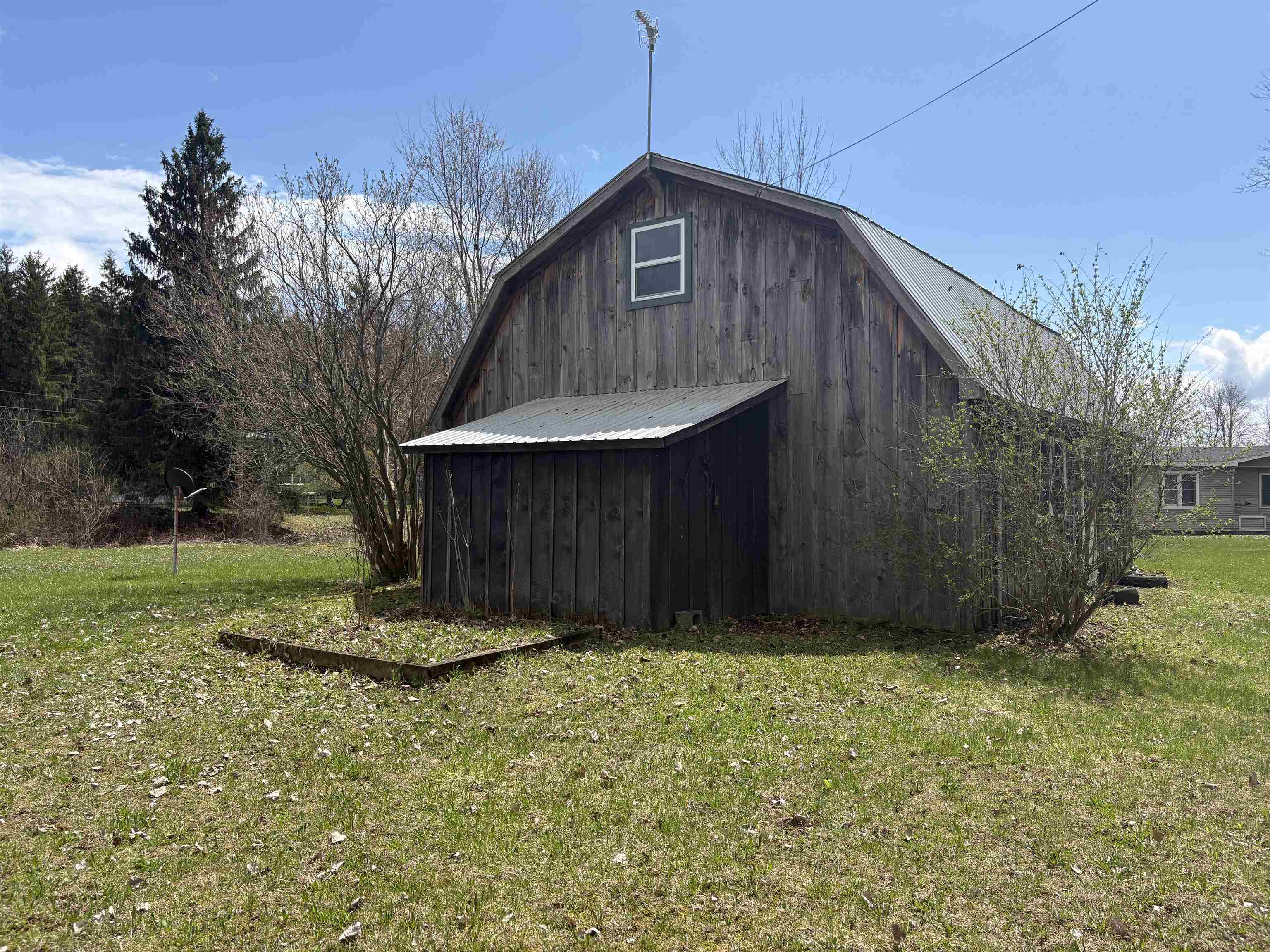 255 Canal Lane
