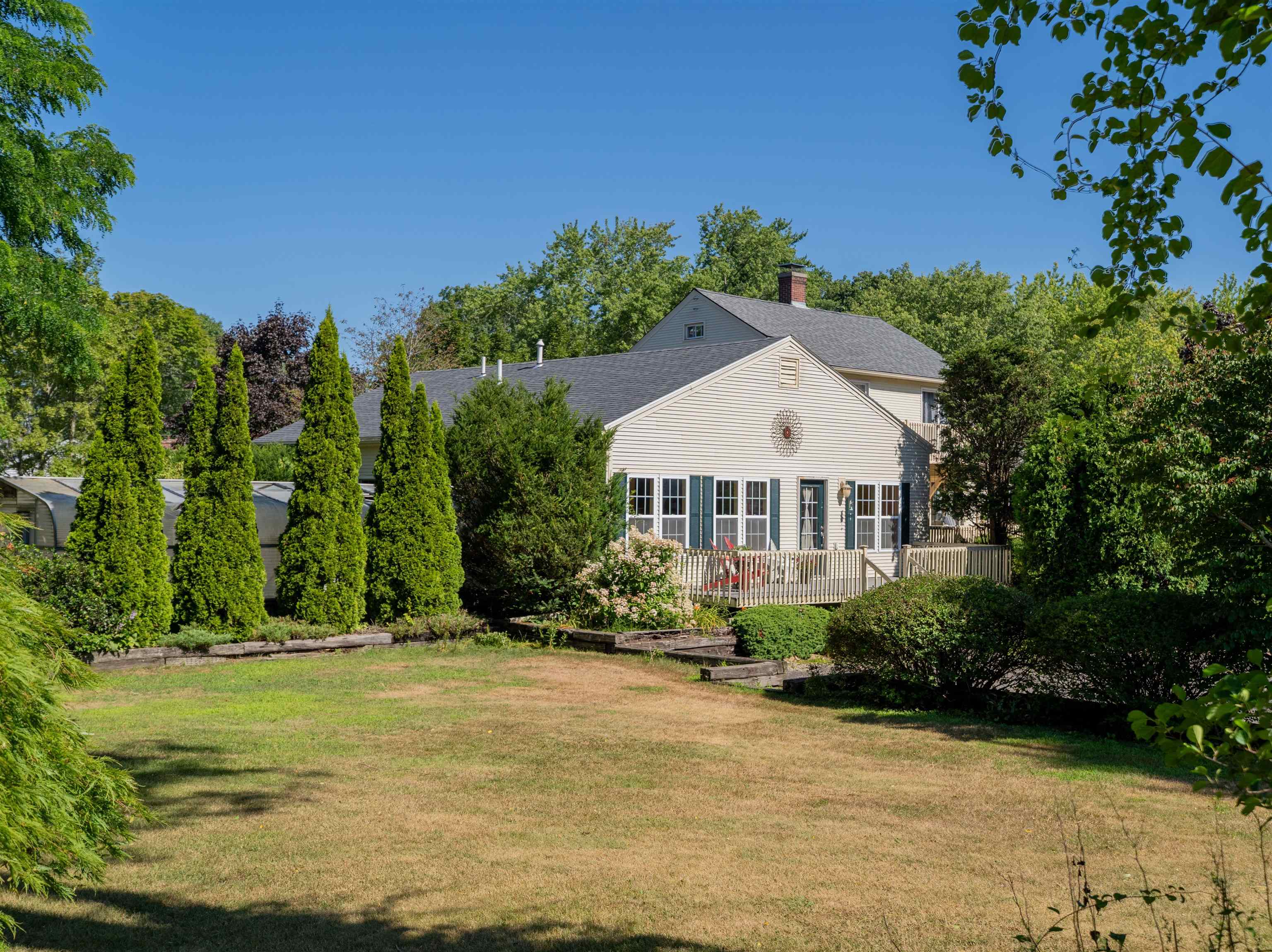 8 Prince Avenue 2