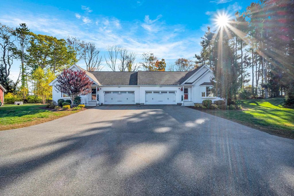 Photo of 5 Sunset Lane #A, Brentwood, NH 03833 (MLS # 5066964)