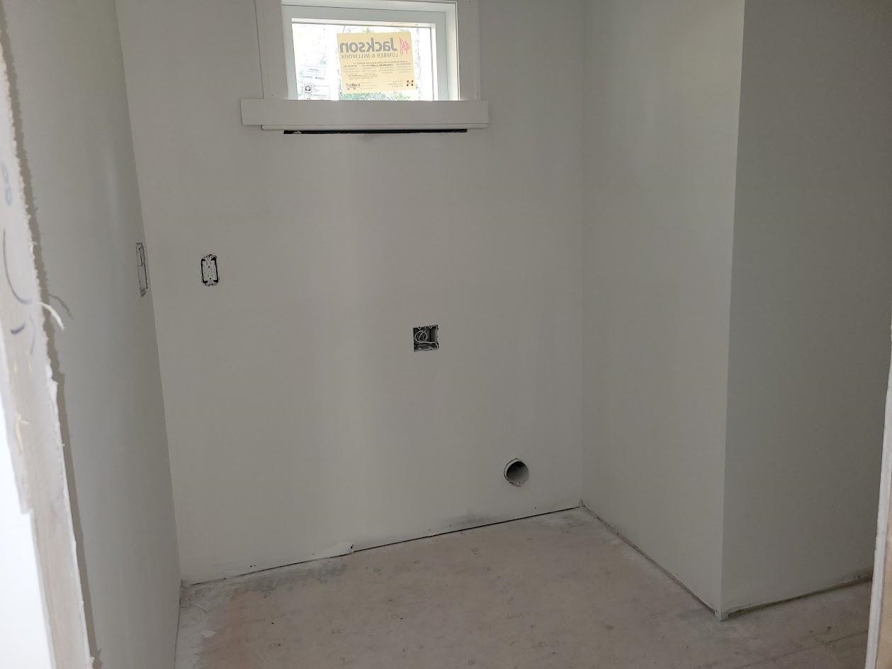 Barnstead, New Hampshire 03218, United States, 3 Bedrooms Bedrooms, ,2 BathroomsBathrooms,Residential,Active,186342