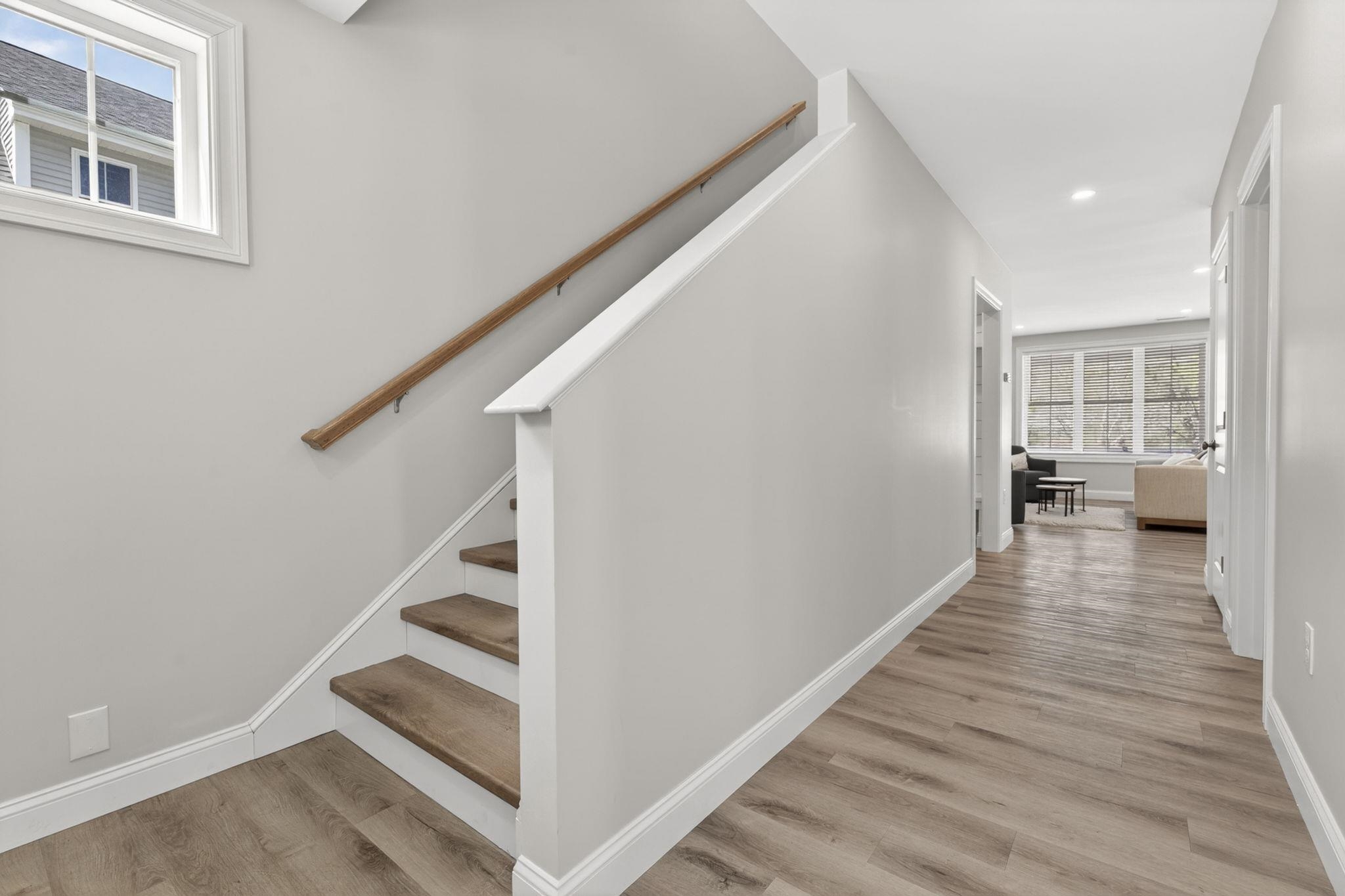 14 Woodmans Lane