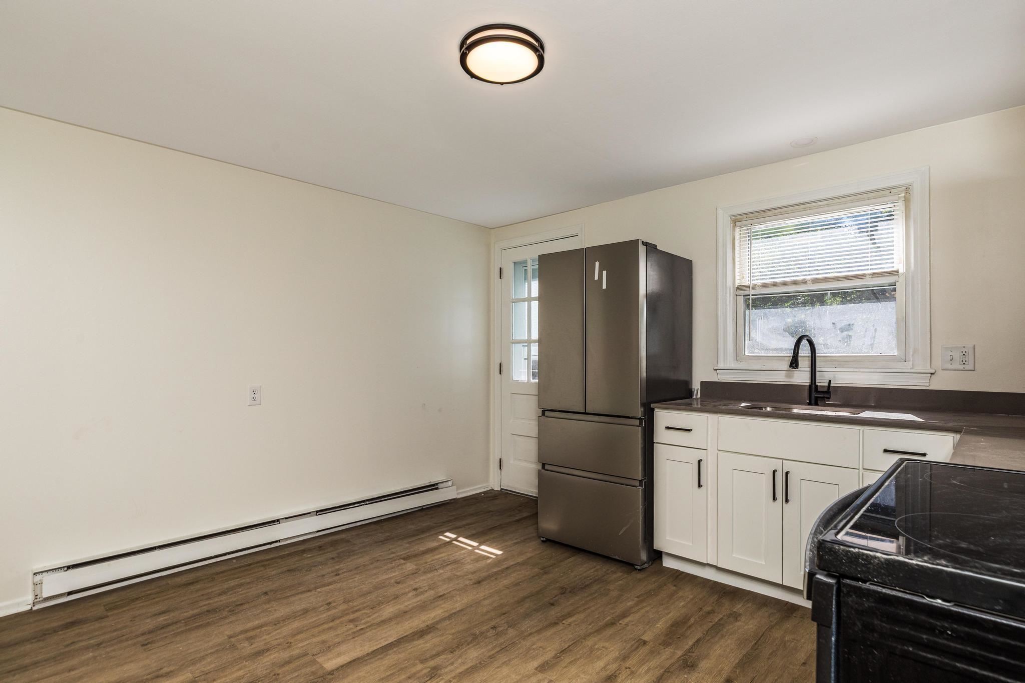 108 Oak Street 3
