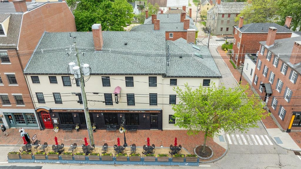 80 State Street 301