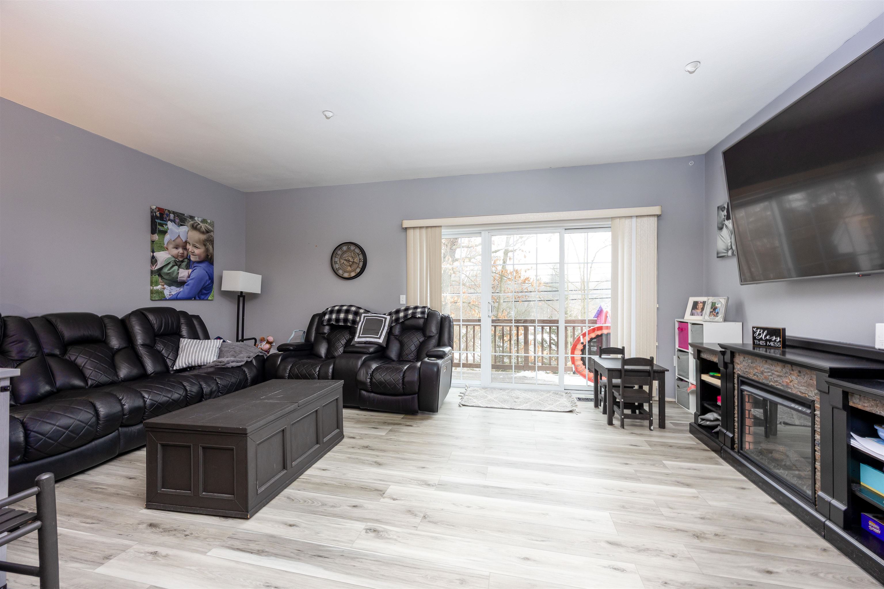 23 Hackett Hill Road