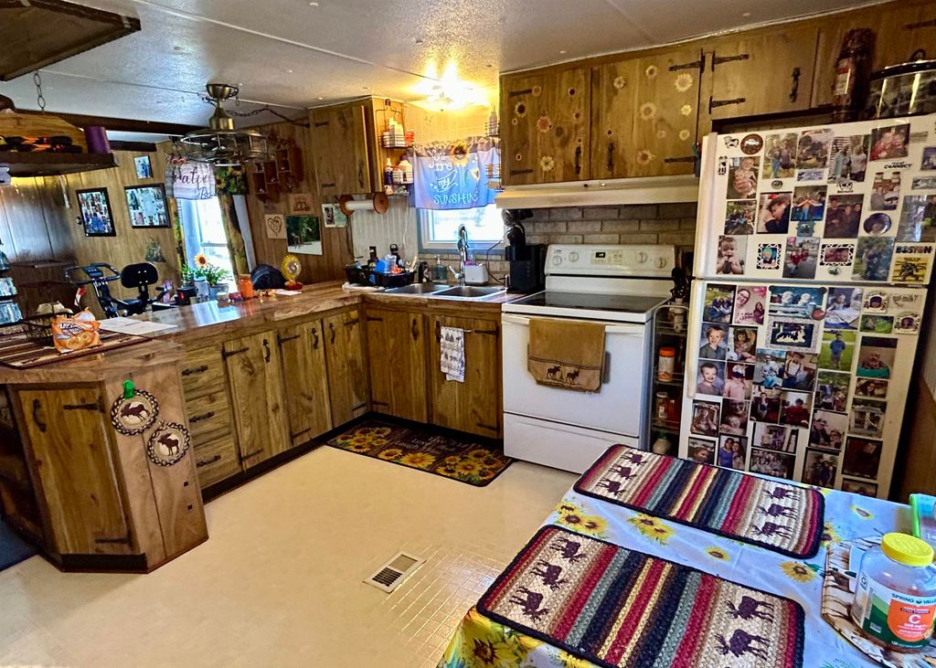 Photo of 10 Brookside Drive, Gorham, NH 03581 (MLS # 5083088)