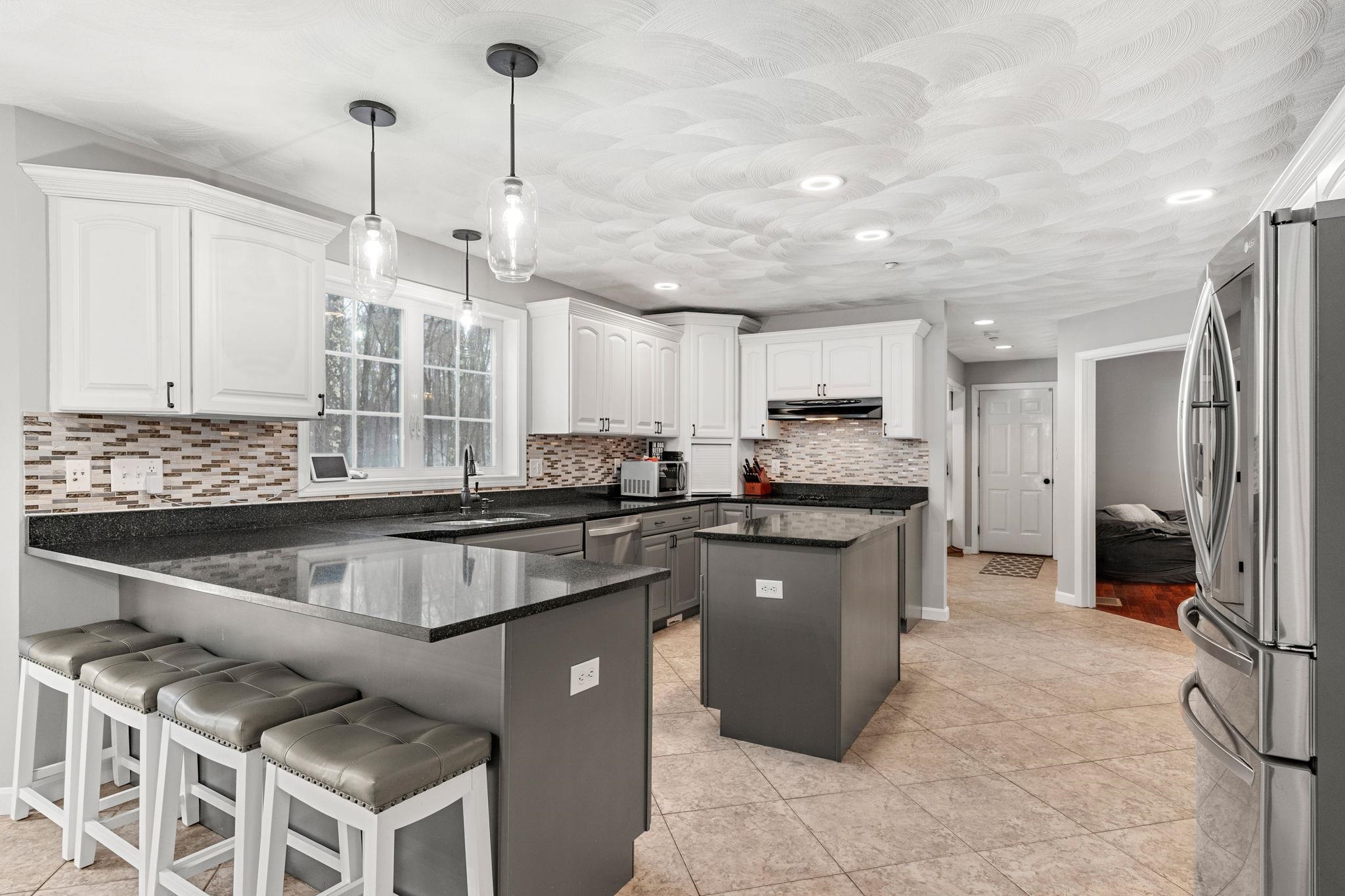 8 Felicia Drive