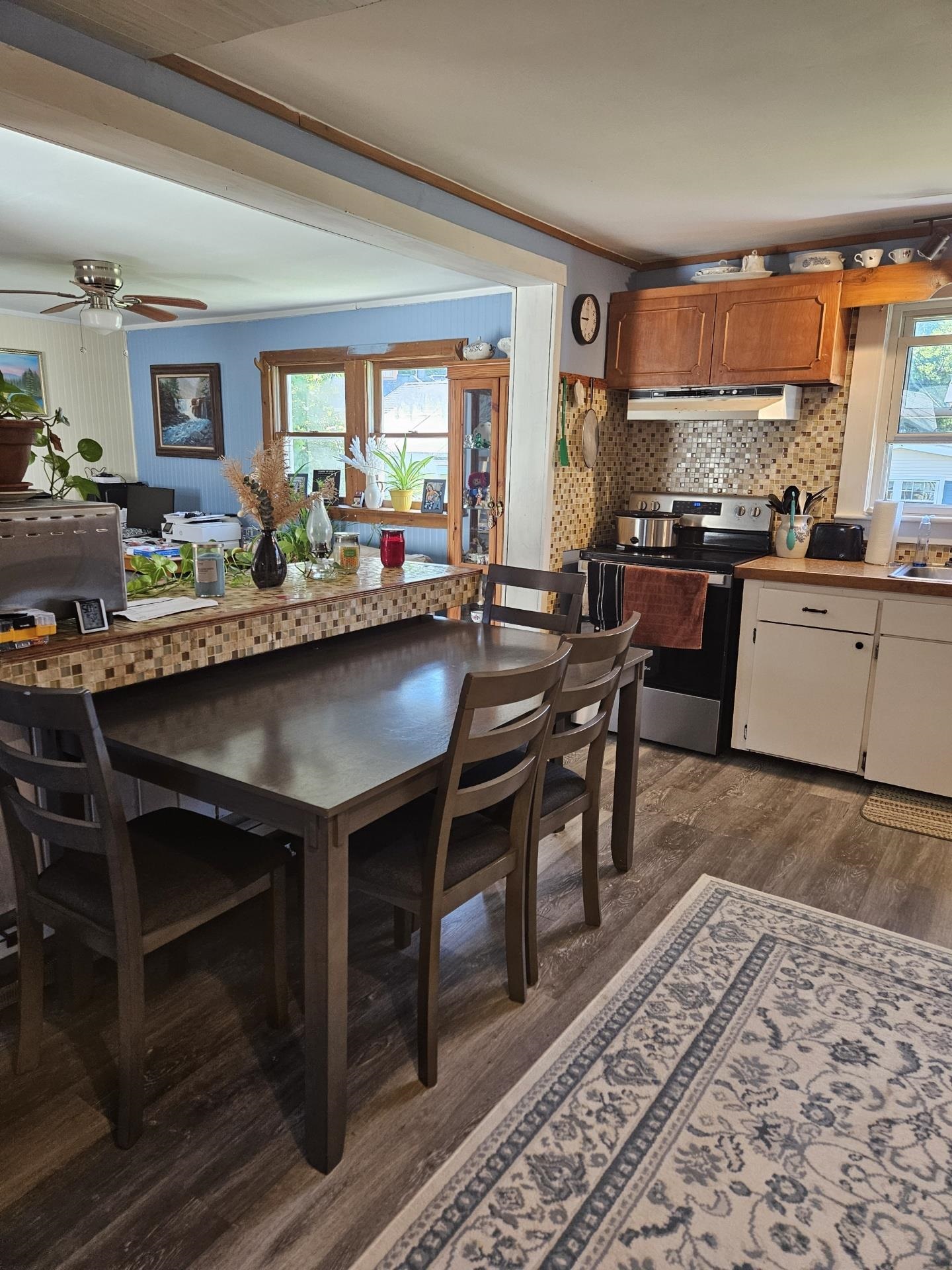 Proctor, Vermont 05765, United States, 2 Bedrooms Bedrooms, ,2 BathroomsBathrooms,Residential,Active,177504