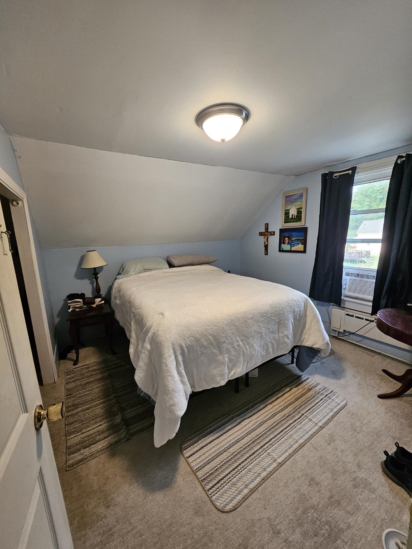 Proctor, Vermont 05765, United States, 2 Bedrooms Bedrooms, ,2 BathroomsBathrooms,Residential,Active,177504