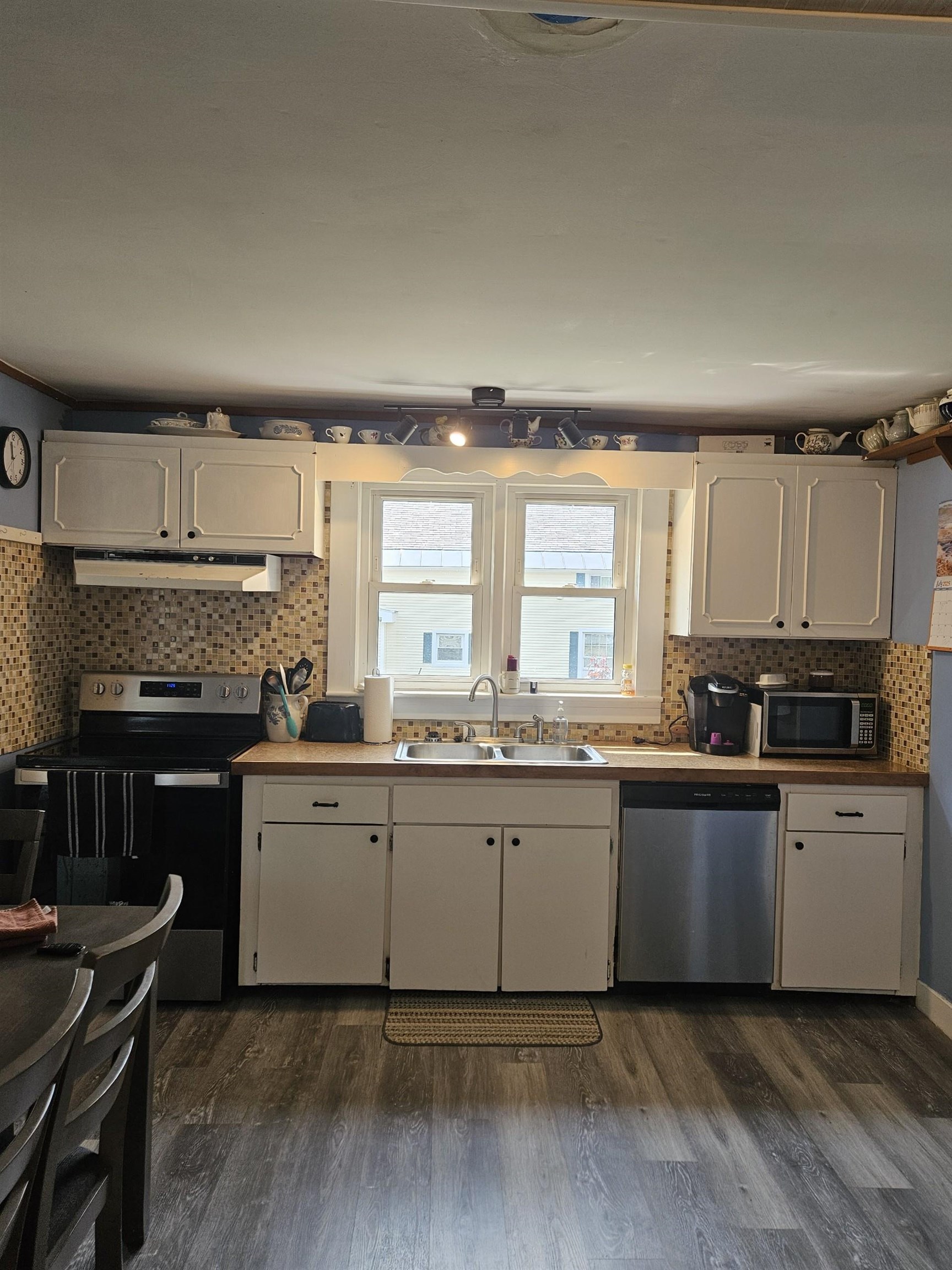 Proctor, Vermont 05765, United States, 2 Bedrooms Bedrooms, ,2 BathroomsBathrooms,Residential,Active,177504