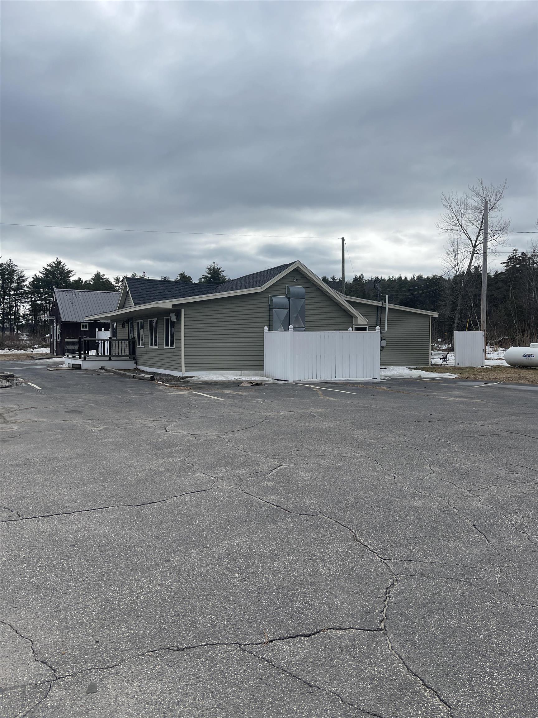1625 WHITE MOUNTAIN Highway