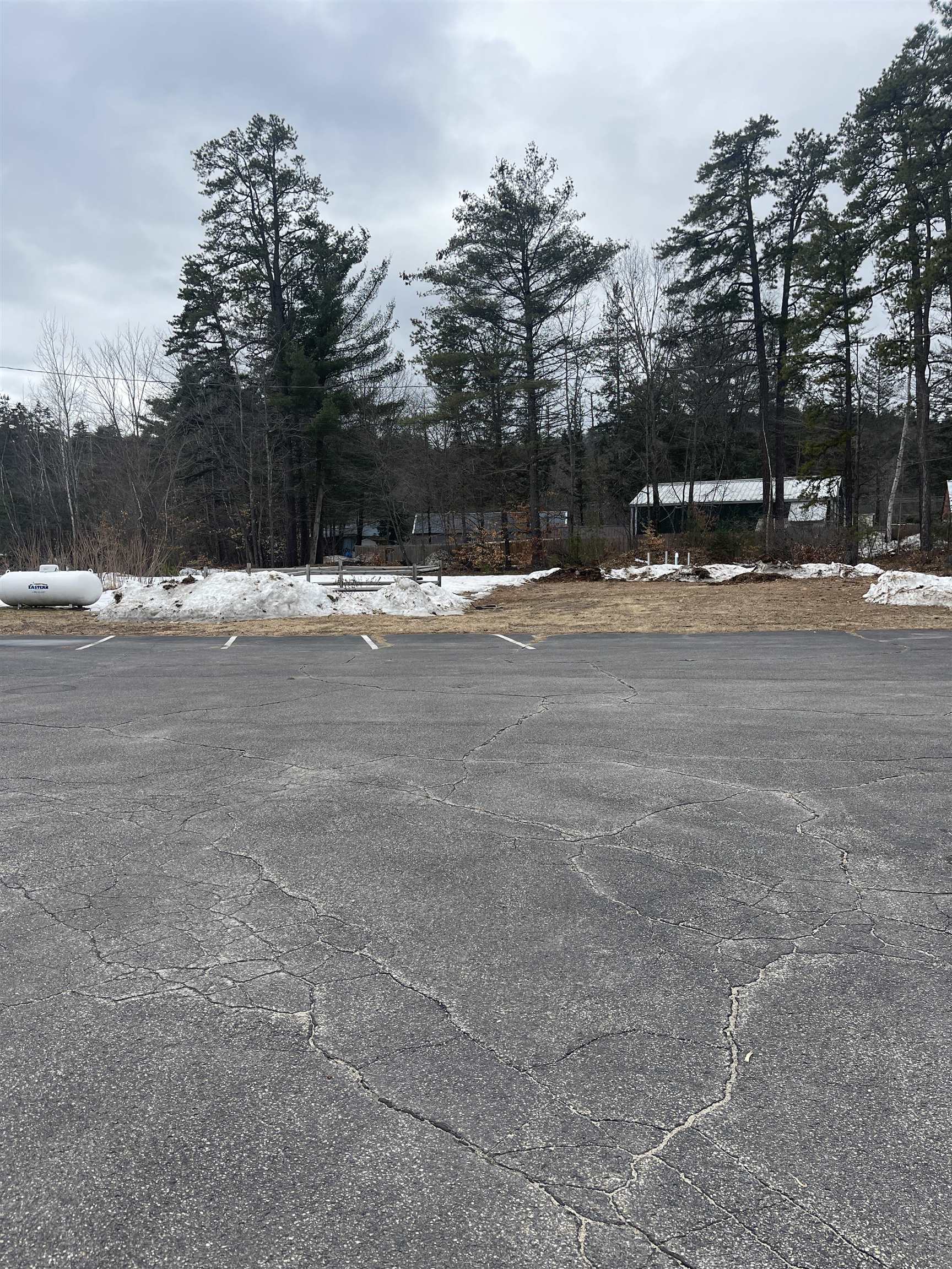 1625 WHITE MOUNTAIN Highway