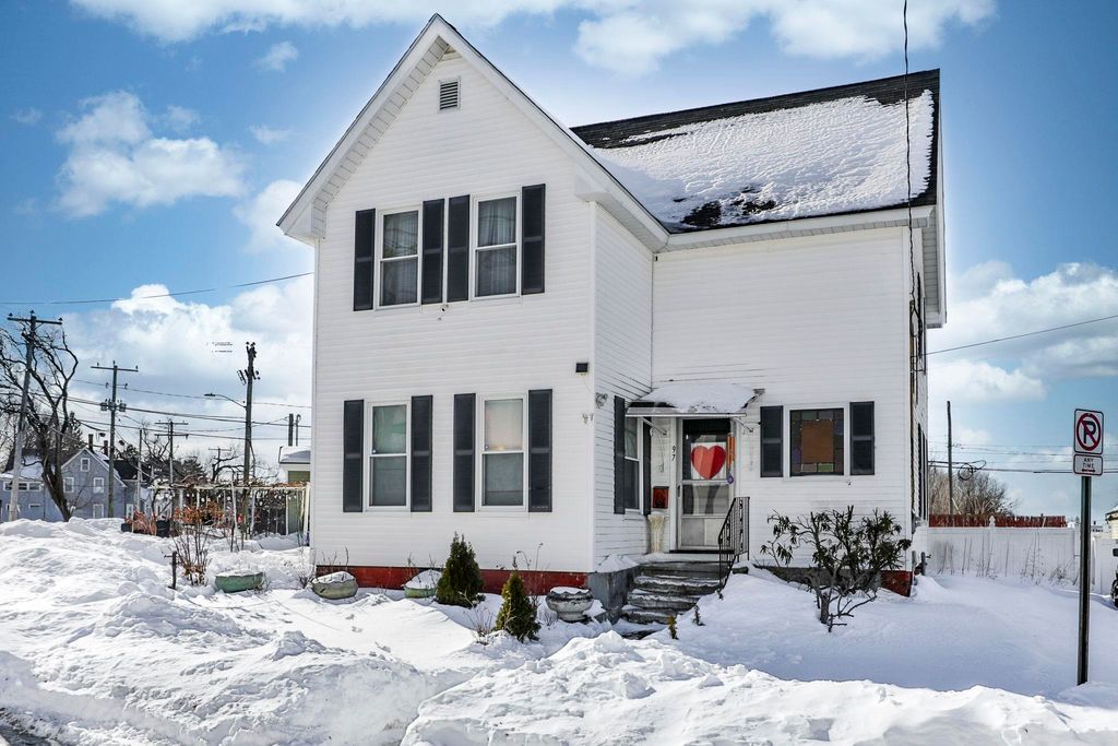 Photo of 97 Dearborn Street, Manchester, NH 03103 (MLS # 5076691)