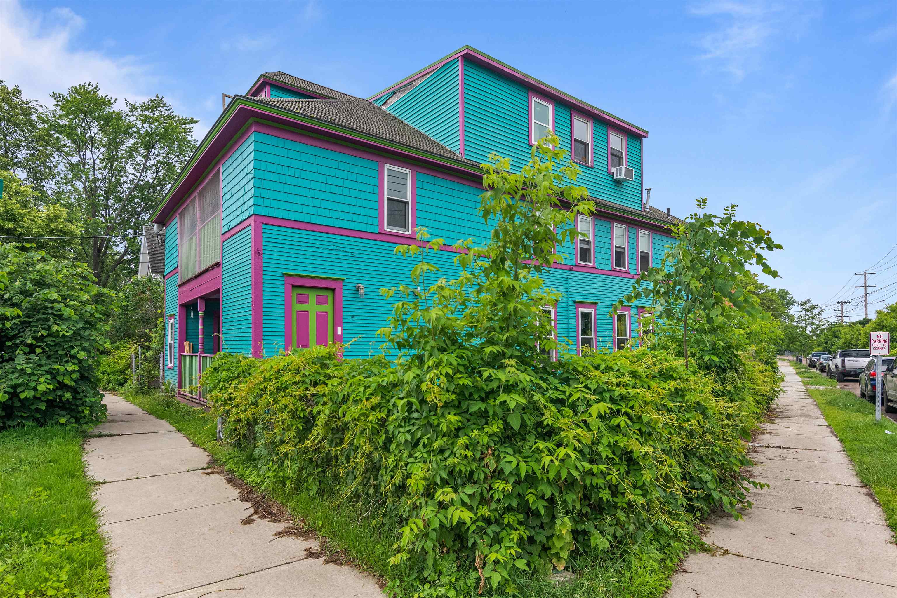 227-229 Intervale Avenue