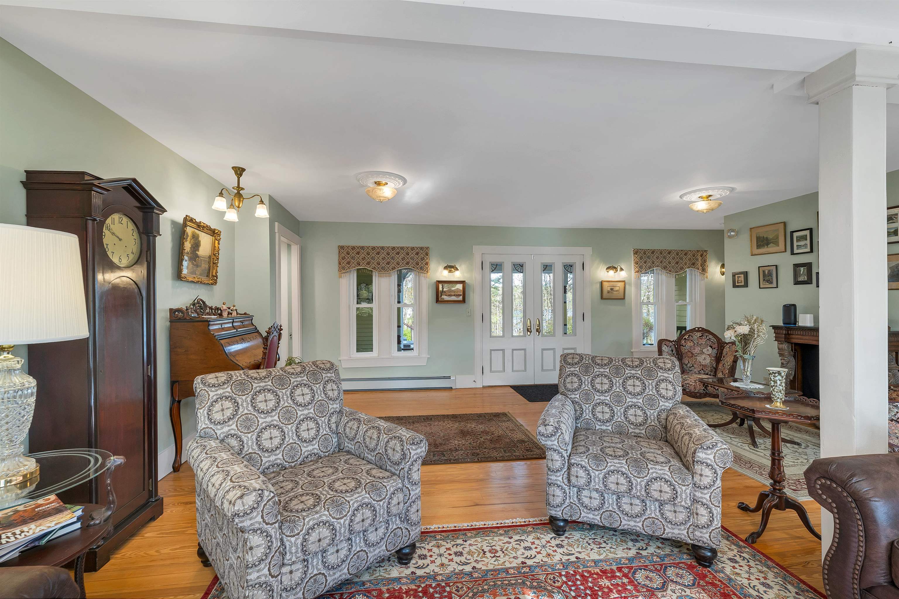 24 Rosewood Lane