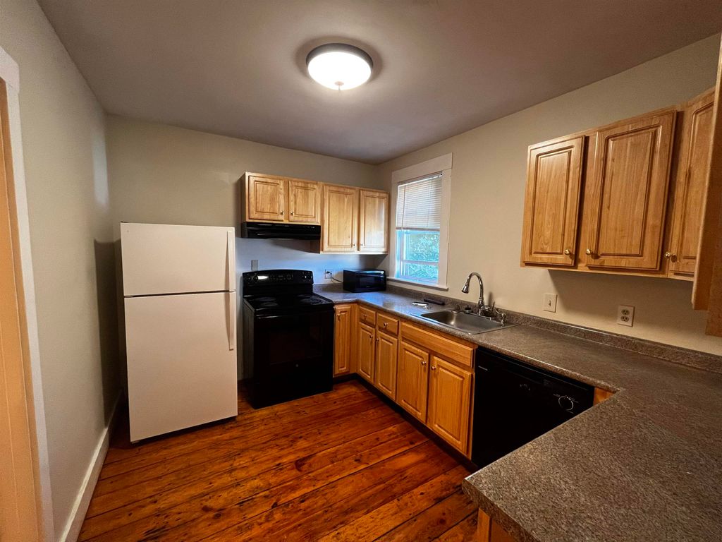 Photo of 35 Concord Street #2, Concord, NH 03301 (MLS # 5073853)