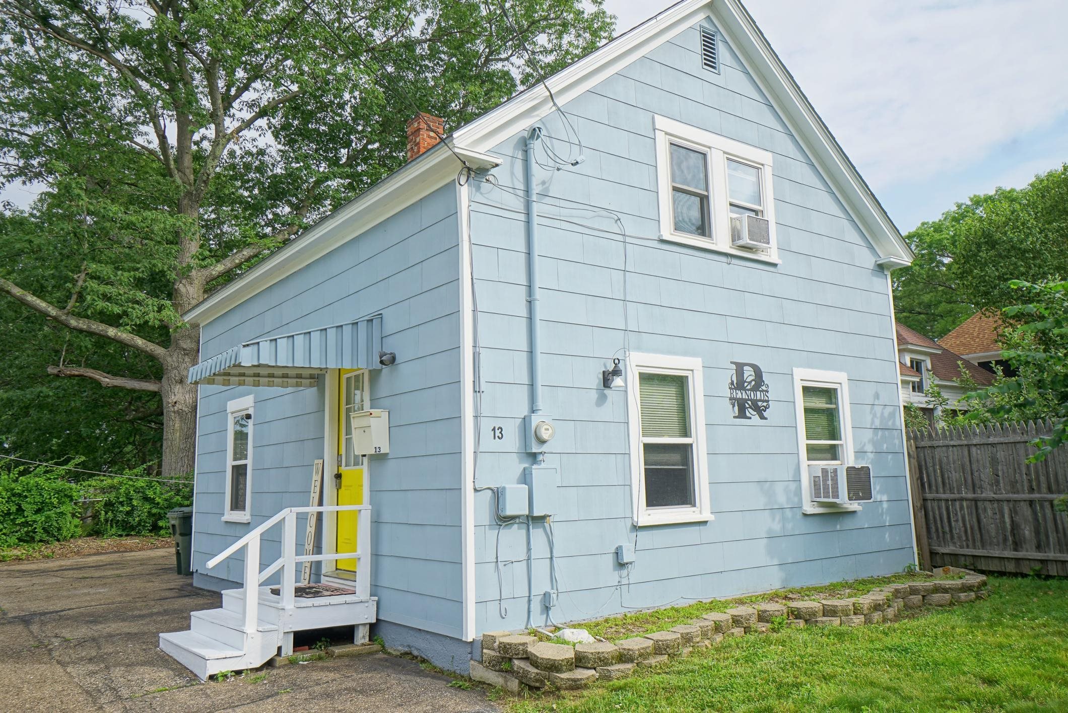13 Lindsay Court
