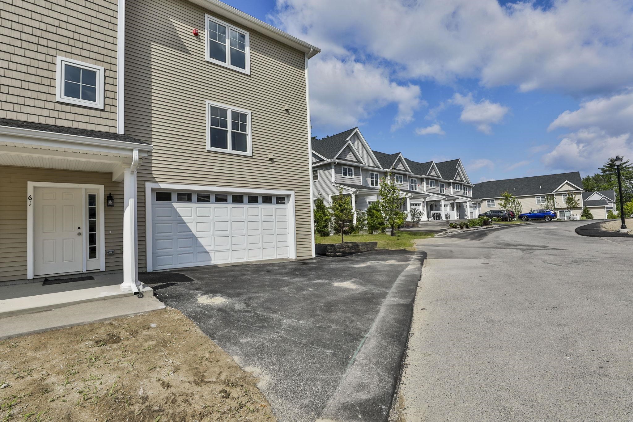 61 Centerwood Way 1