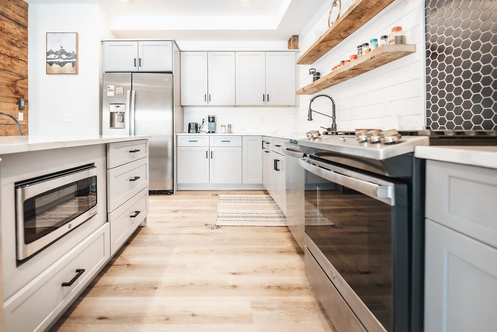 Photo of 1002 Route 3 #1 West, Holderness, NH 03245 (MLS # 5075548)