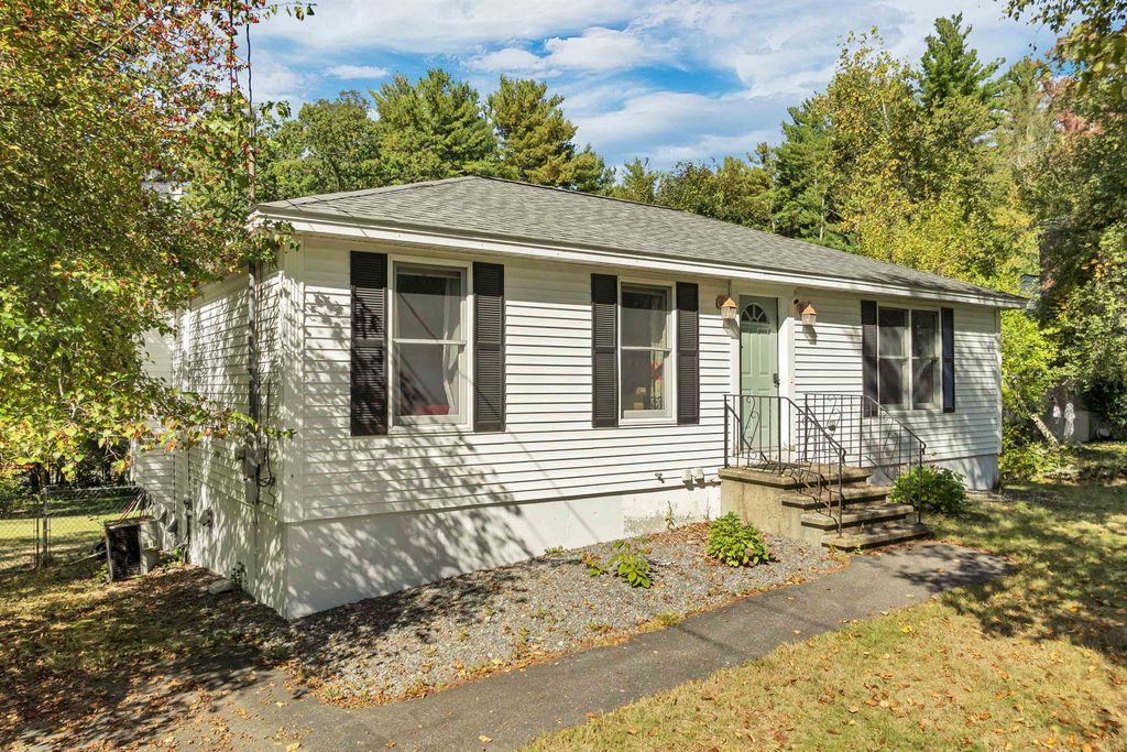 Photo of 35 Fraser Drive, Salem, NH 03079 (MLS # 5063917)