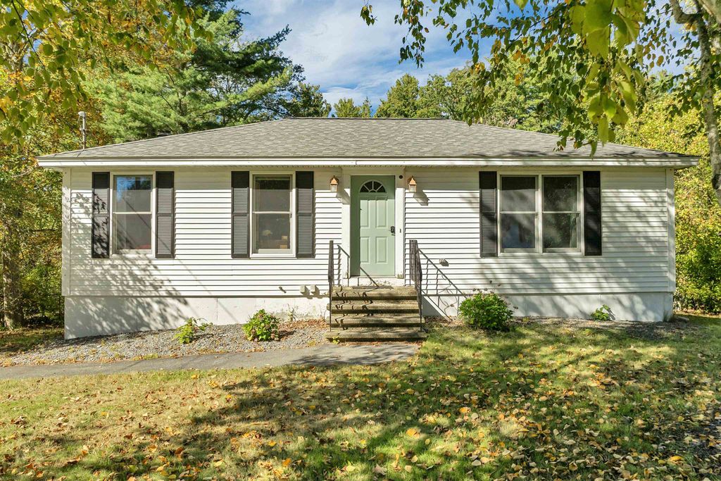Photo of 35 Fraser Drive, Salem, NH 03079 (MLS # 5063917)