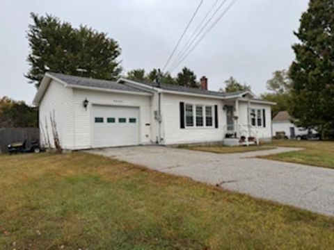 Photo of 37 Androscoggin Street, Gorham, NH 03581 (MLS # 5051219)