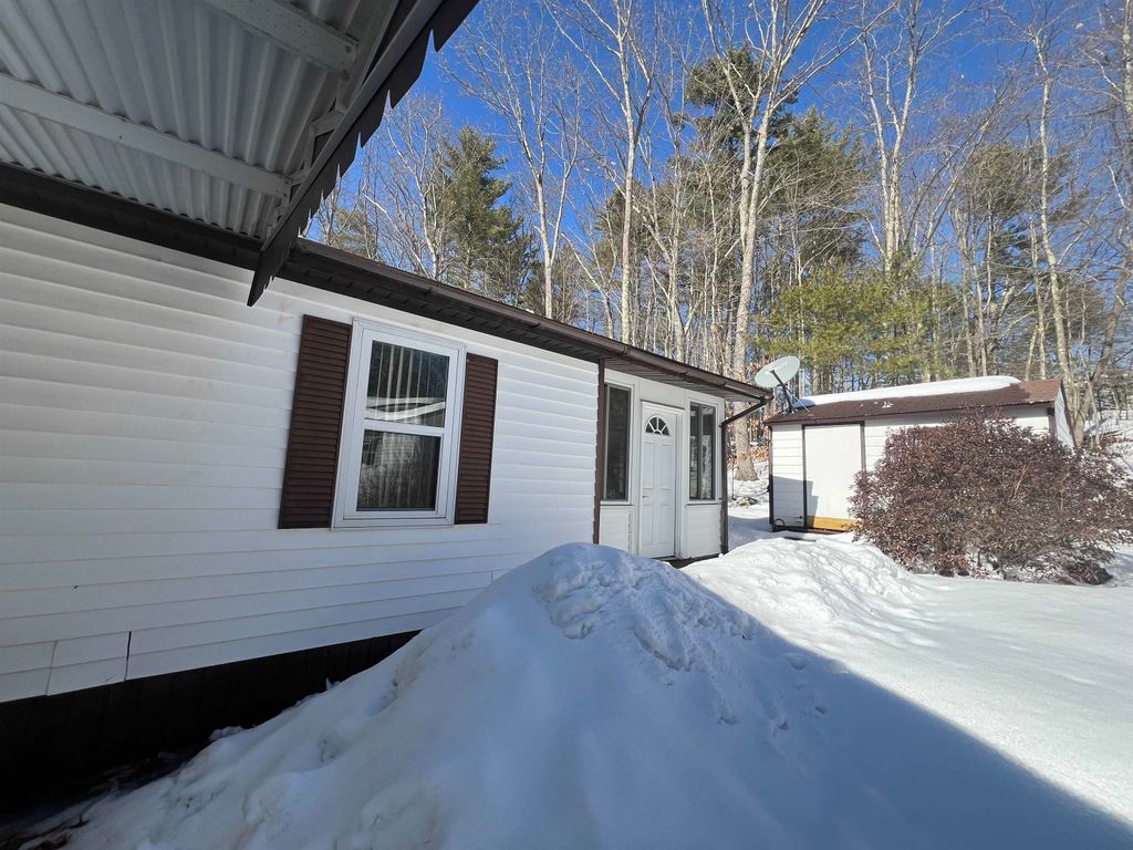 Photo of 19 Kelly Court, Goffstown, NH 03045 (MLS # 5078277)