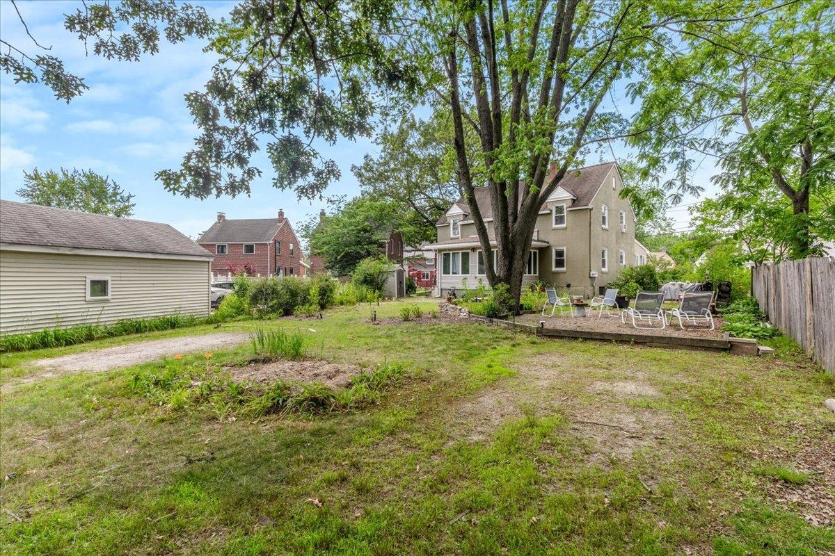 Nashua, New Hampshire 03060, United States, 3 Bedrooms Bedrooms, ,1 BathroomBathrooms,Residential,Active,163674