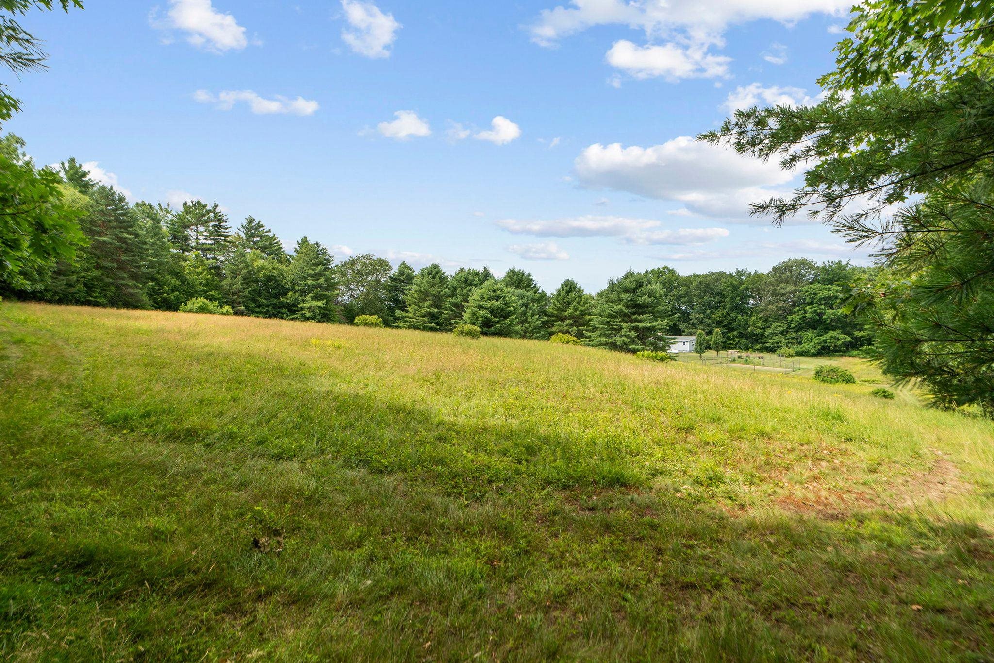 Plainfield, New Hampshire 03781, United States, 3 Bedrooms Bedrooms, ,1 BathroomBathrooms,Residential,Active,184219