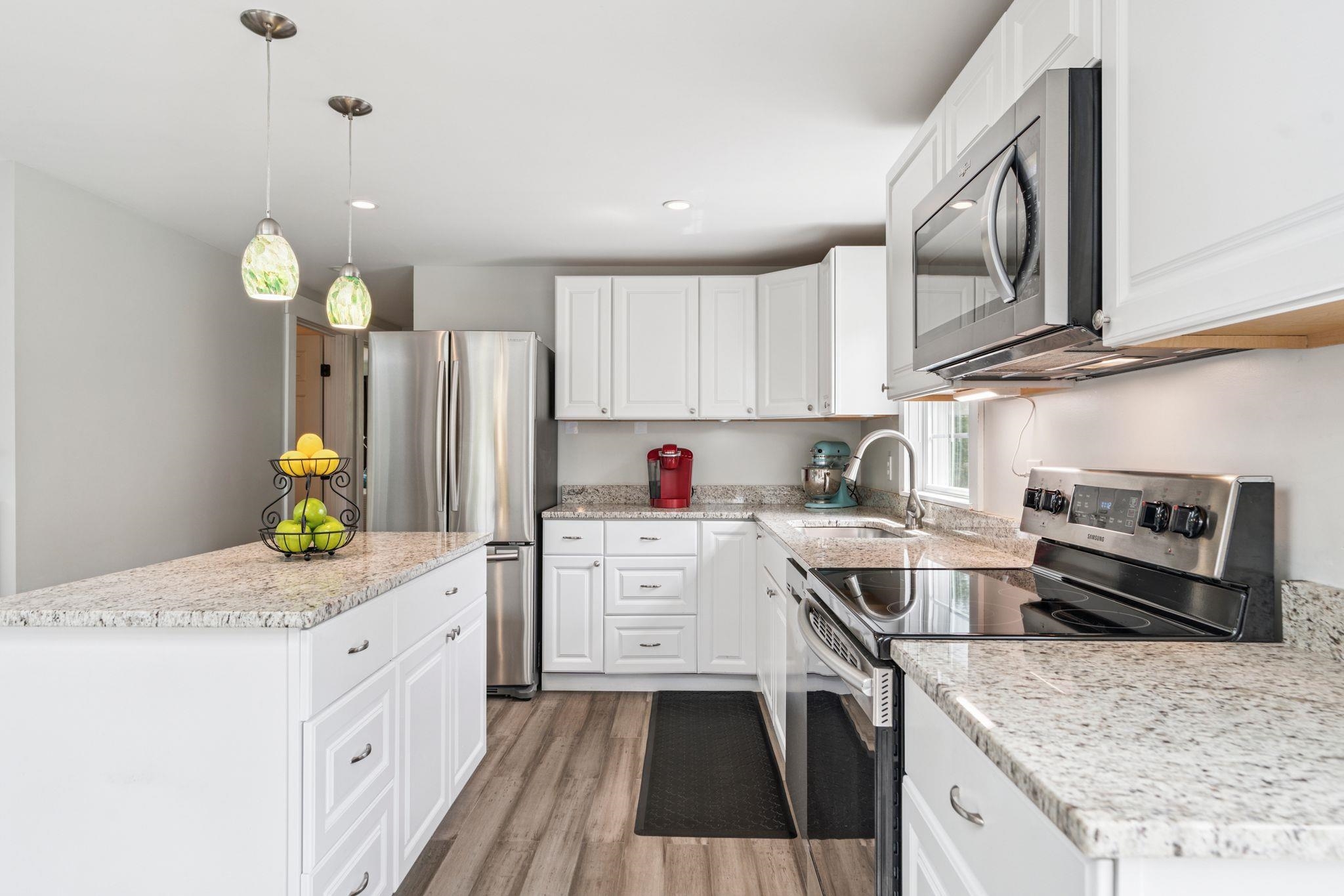 Plainfield, New Hampshire 03781, United States, 3 Bedrooms Bedrooms, ,1 BathroomBathrooms,Residential,Active,184219