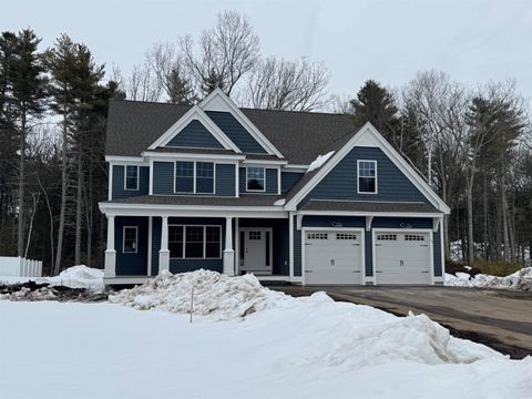 Photo of 35 Tallarico Street #Lot 11, Litchfield, NH 03052 (MLS # 5056385)