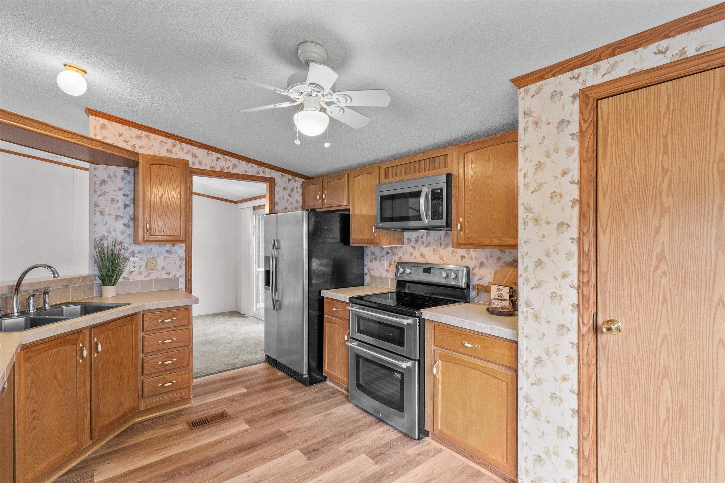 35 Oak Hill Drive