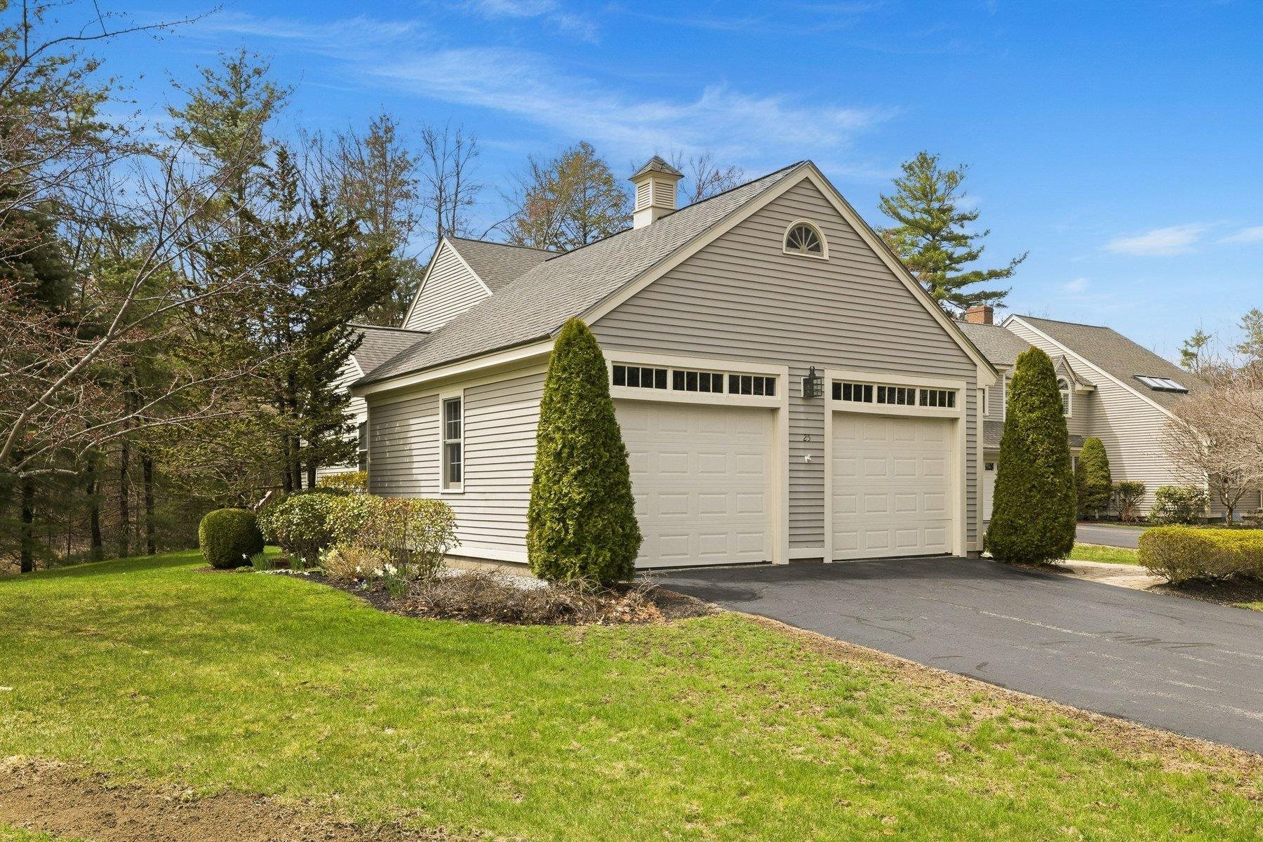 25 Peninsula Drive 25