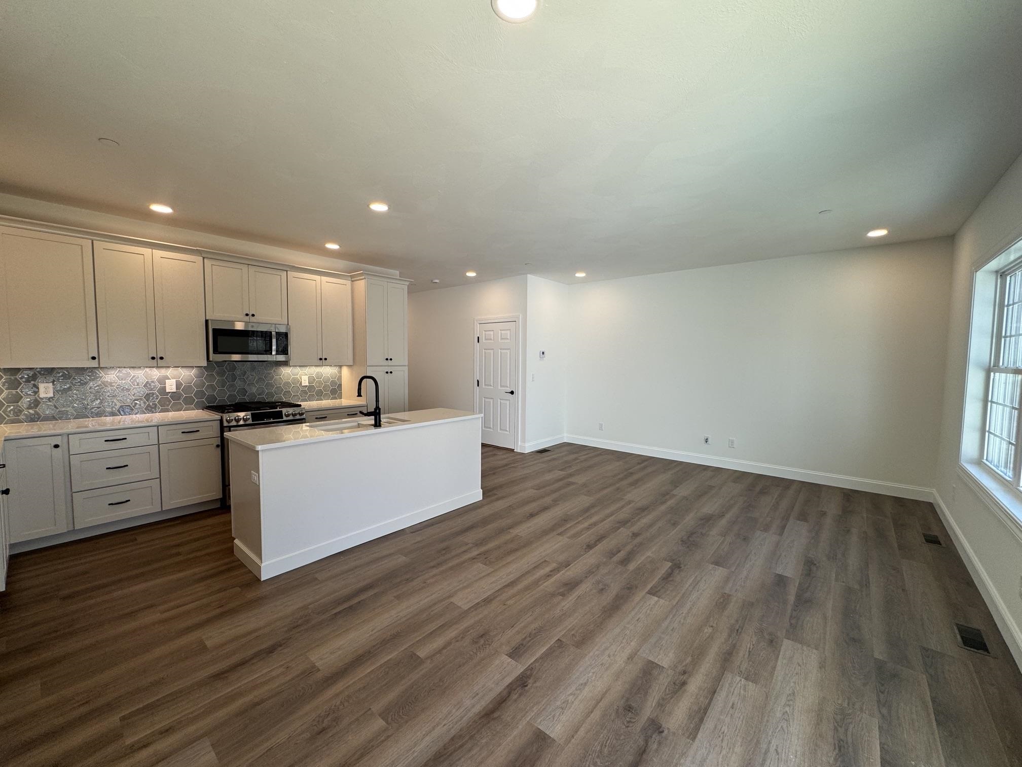 7A Dearborn Circle