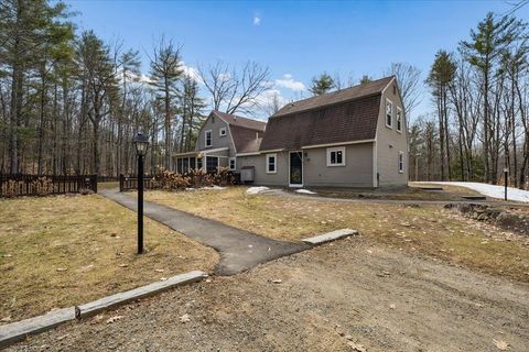 Photo of 350 South Road, Salisbury, NH 03268 (MLS # 5081341)