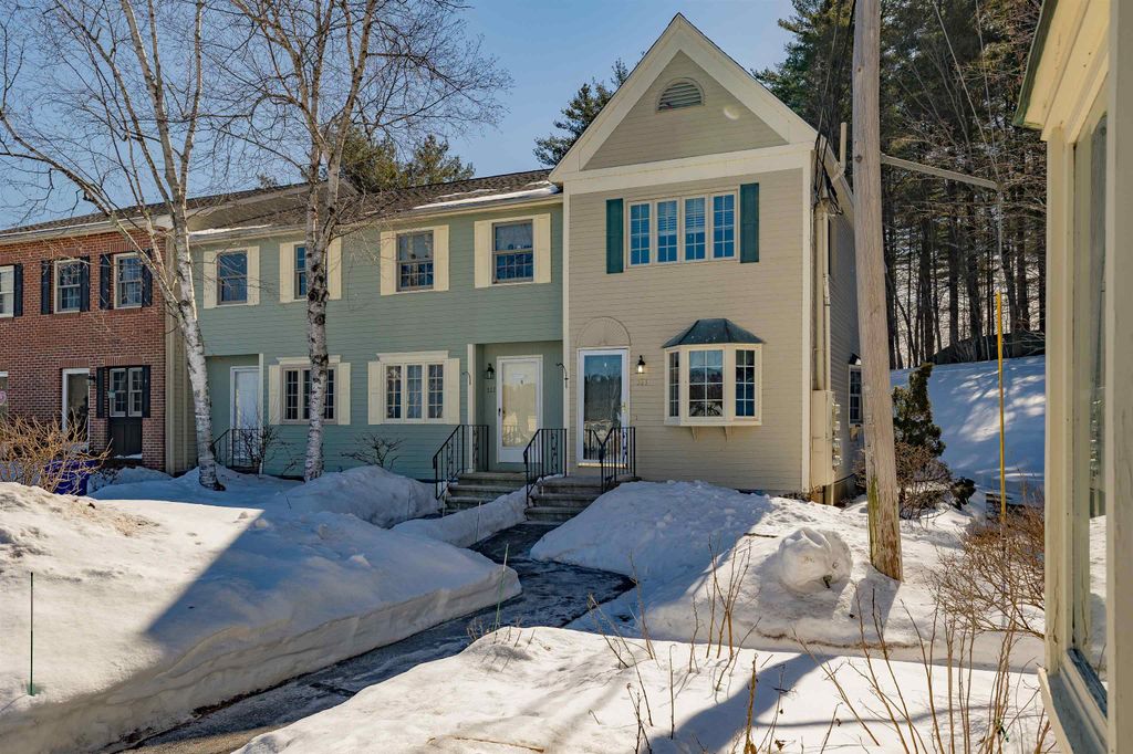 Photo of 521 Fox Hollow Drive, Hudson, NH 03051 (MLS # 5078508)