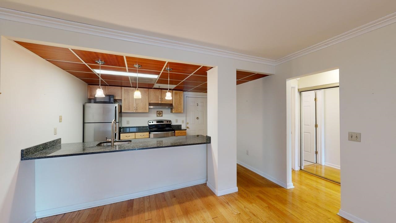 131 Main Street 210