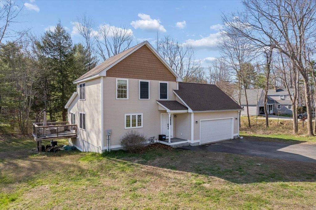 Photo of 114 Washington Street, Concord, NH 03303 (MLS # 5087717)