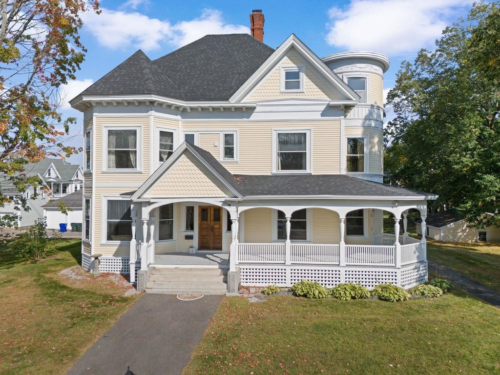 Photo of 113 Bay Street, Manchester, NH 03104 (MLS # 5037252)