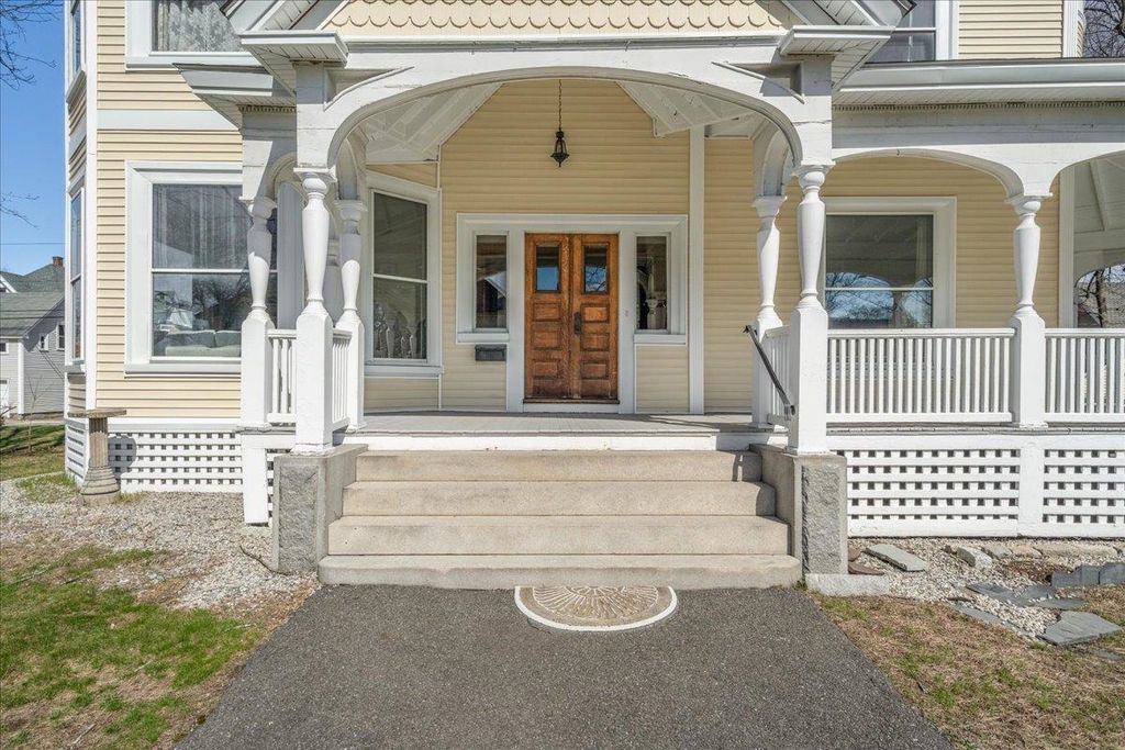 Photo of 113 Bay Street, Manchester, NH 03104 (MLS # 5037252)