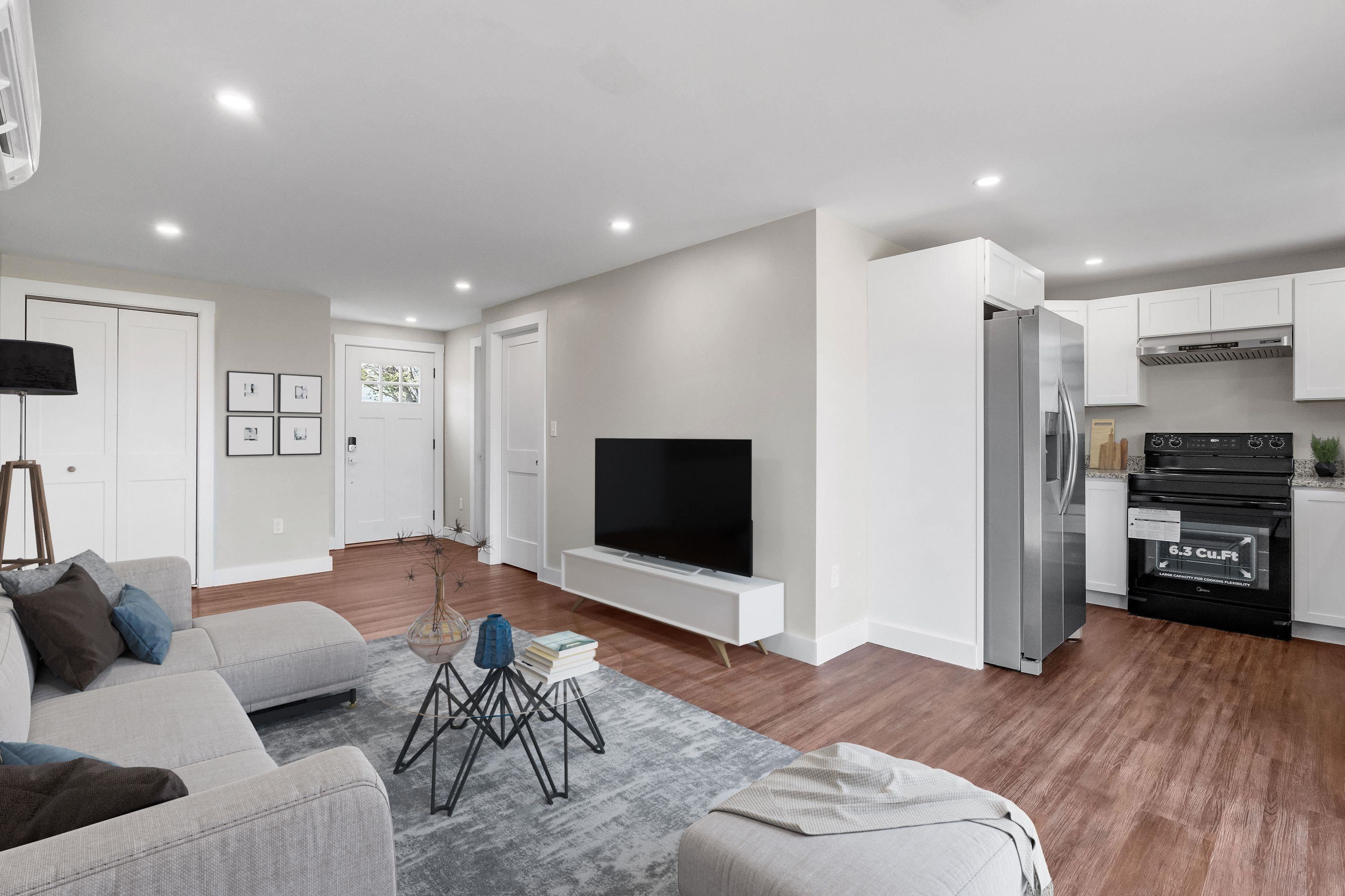 84 Old Lakeshore Road