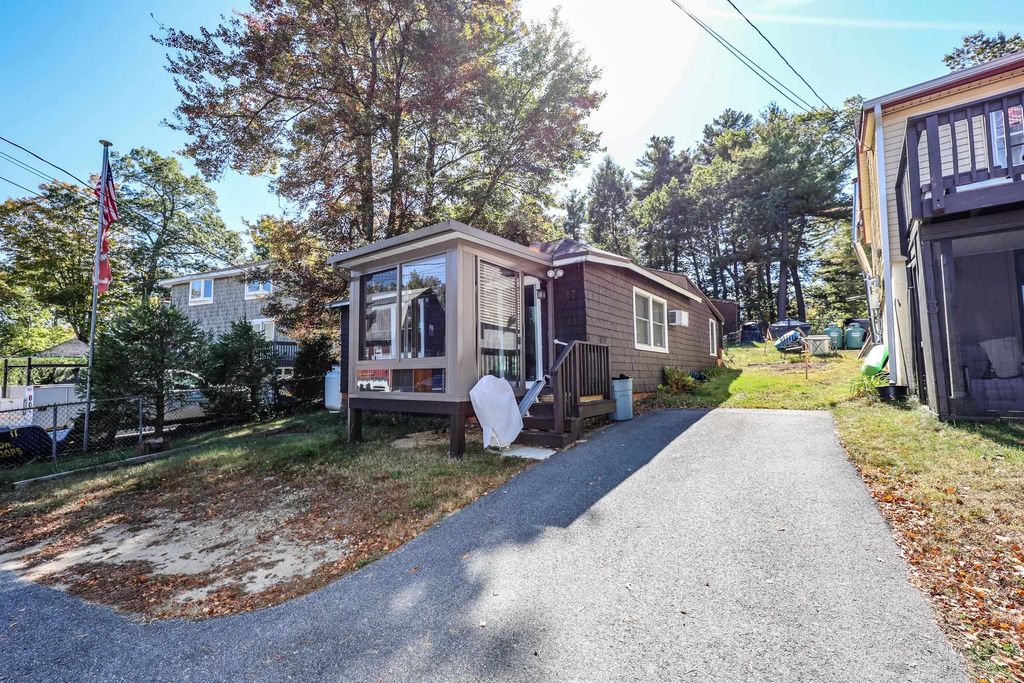 Photo of 17 Cole Road, Windham, NH 03087 (MLS # 5064389)