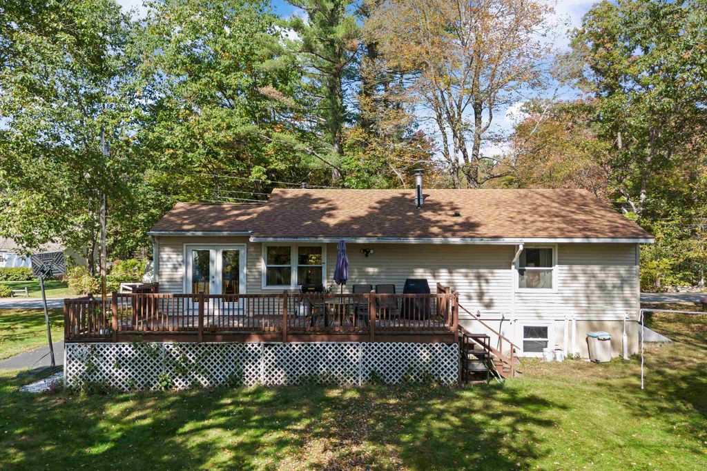 Photo of 153 W Parish Road, Concord, NH 03303 (MLS # 5063456)