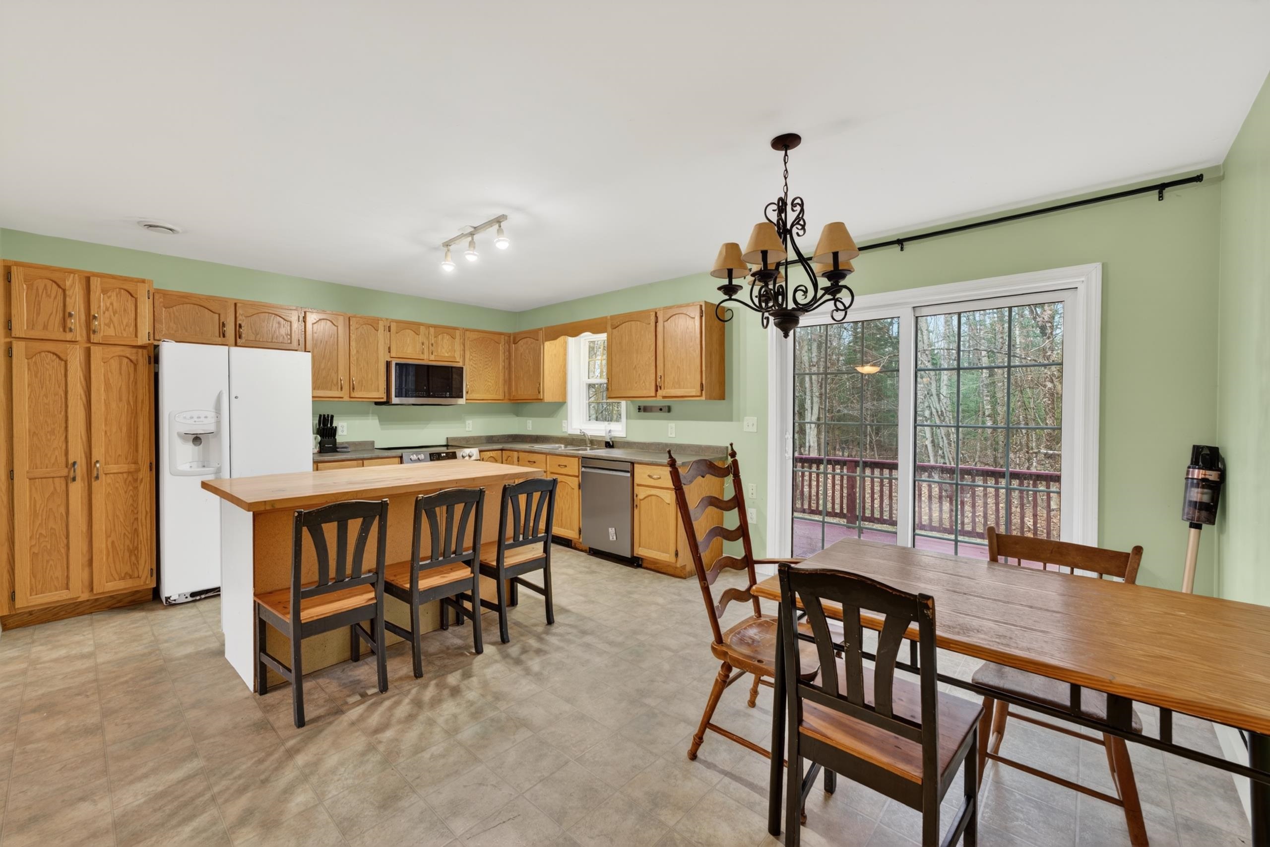 61 Forest Glen