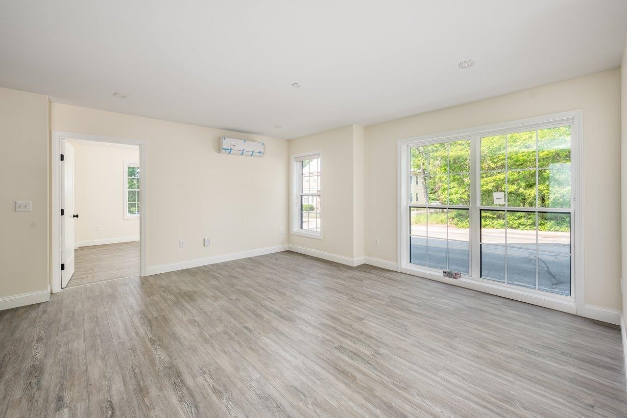 725 Central Avenue 301